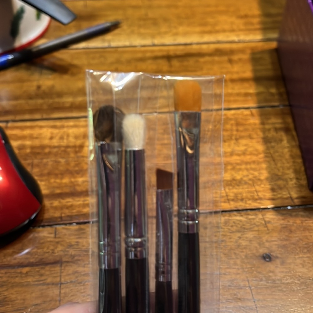 Makeup Brush Set - Picture 2 of 3